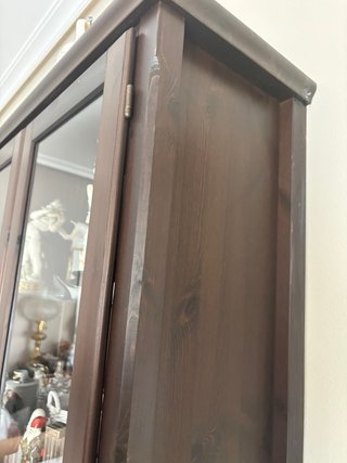 Pareja de vitrinas de madera y cristal 90x 190x32