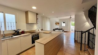 Casa pareada en venta en Benahavís