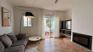 Casa pareada en venta en Benahavís