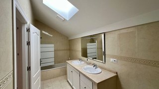 Casa pareada en venta en Benahavís