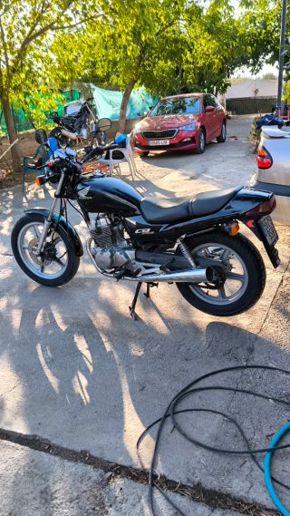 Honda CB250 Two Fifty 2002