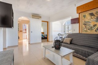 Chalet en venta en La Siesta - El Salado - Torreta en Torrevieja