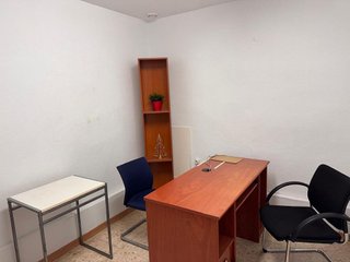 Local comercial en venta en Barrio Alto en San Juan de Aznalfarache