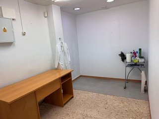 Local comercial en venta en Barrio Alto en San Juan de Aznalfarache