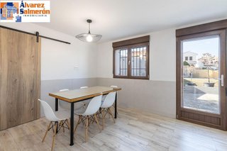 Chalet en venta en Zubia (La)