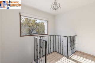 Chalet en venta en Zubia (La)