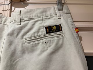 Pantalón beige hombre