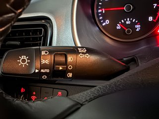 KIA STONIC DRIVE T-GDi 120CV MHEV iMT 5p 6 VEL.
