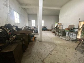Edificio en venta en Ventiun en Ourense