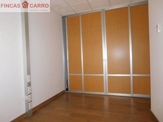 Local comercial en venta en Zona Fernández Ladreda en Pontevedra