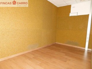 Local comercial en venta en Zona Fernández Ladreda en Pontevedra