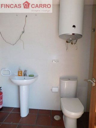 Local comercial en venta en Zona Fernández Ladreda en Pontevedra