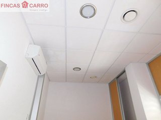 Local comercial en venta en Zona Fernández Ladreda en Pontevedra