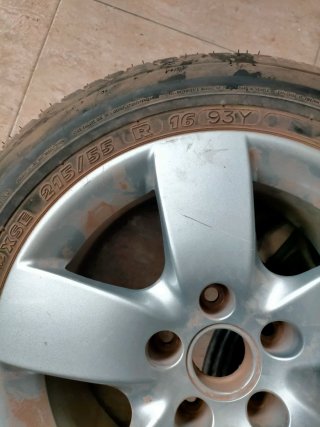 Llantas con neumaticos para coche