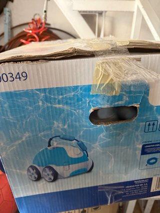 Robot Limpiafondos Piscina Azul y Blanco