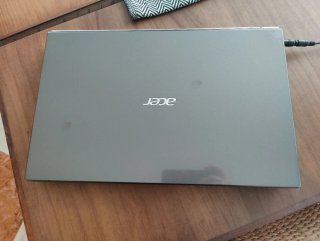 Acer V3-771G Portátil Plata y Negro