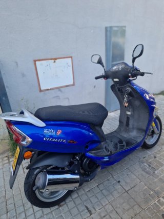 Kymco Vitality 50 Scooter Azul Precio negociable
