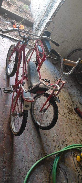 Bicicleta BMX Roja Antigua