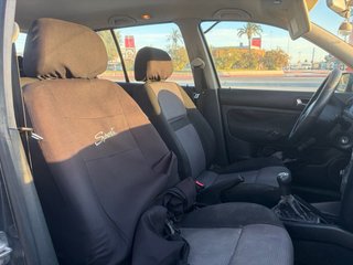 Volkswagen Golf 2004