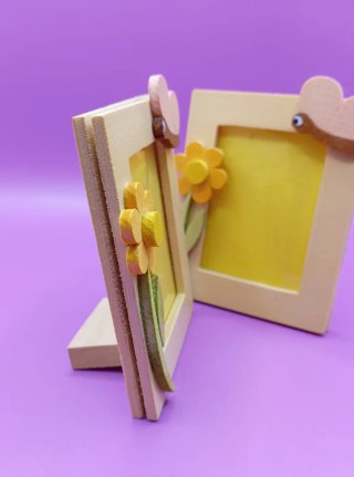 Cornici portafoto con fiori e farfalle foto 6x8 cm