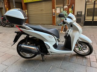 Honda SH300 ABS Blanca