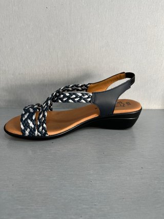Sandalias Piel Talla 38 Azul y plata nuevas