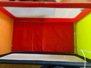 Cuna de viaje plegable