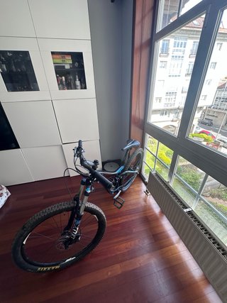 Bicicleta Giant Doble Suspensión Montaña