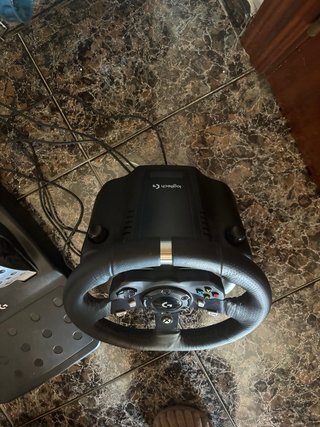 Vendo Volante Logitech G923 Xbox Pedales y marchas