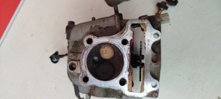 -Honda Visión. Culata