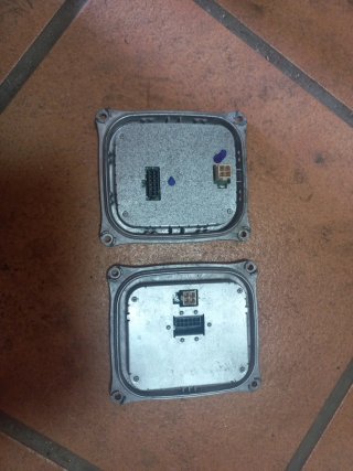 Centralita Faros Xenon 1 307 329 404 00