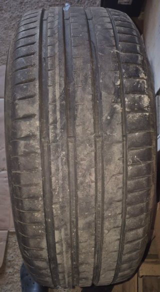 Goma Falken 255/50-R19 para BMW X5