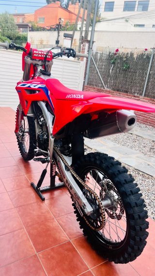 Honda CRF 250 R 2023 Motocross Roja