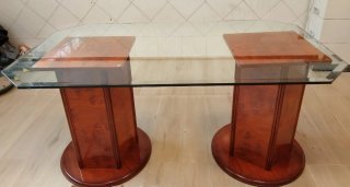Mesa de salón elegante cristal y madera