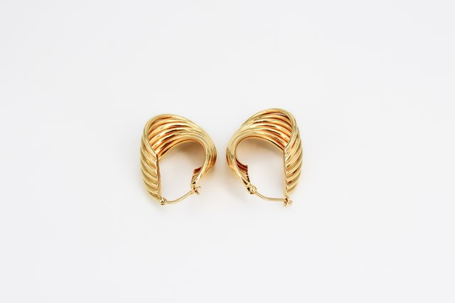 Pendiente De Oro De 18K.. Ref: 076-04-00480
