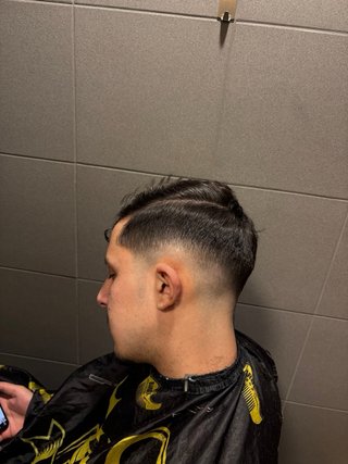 Barbero a domicilio, cortes de pelo y barba