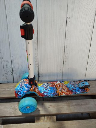 Patinete de tres ruedas para niños - Kidiz