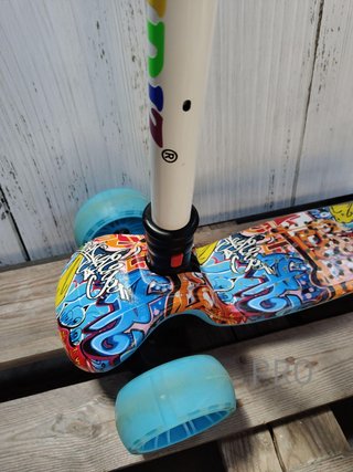 Patinete de tres ruedas para niños - Kidiz