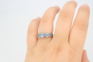 Anillo De Oro Blanco De 18K.. Ref: 038-01-01693