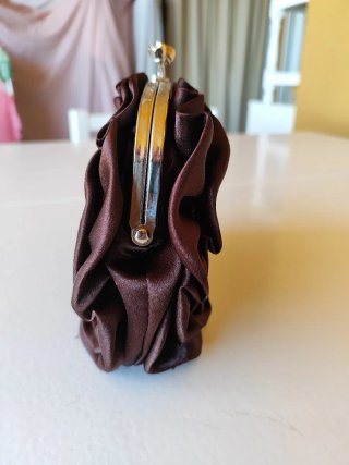 Bolso de fiesta marrón