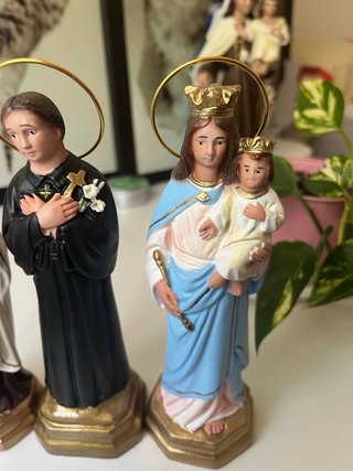 Figuras Religiosas Vírgenes y Santos Olot