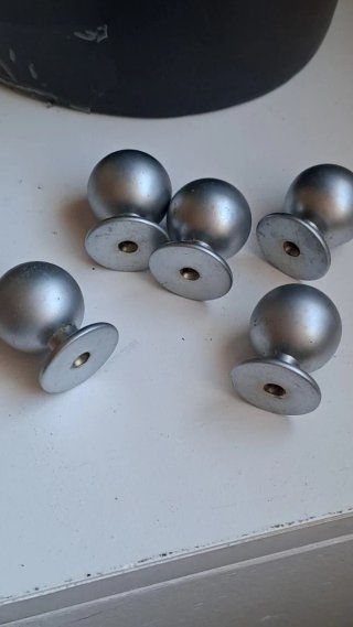 Pomos de puerta plateados (5 unidades)