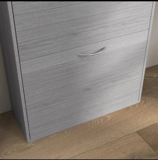 Zapatero de madera gris