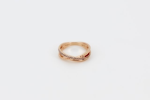 Anillo De Oro De 18K.. Ref: 016-01-00580