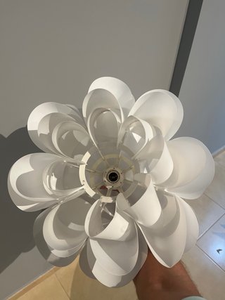 Dos Lámparas colgantes de papel blanco