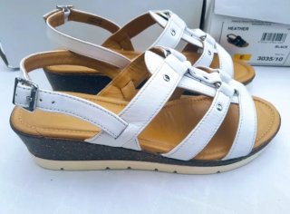 Sandalias Padders. Nuevas.  PIEL excelente.