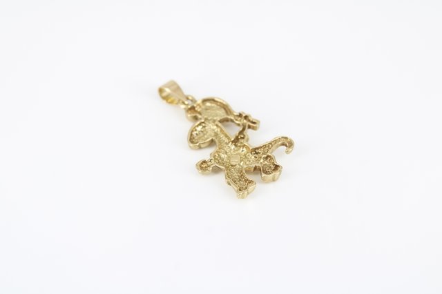 Colgante De Oro De 18K.. Ref: 034-03-00775