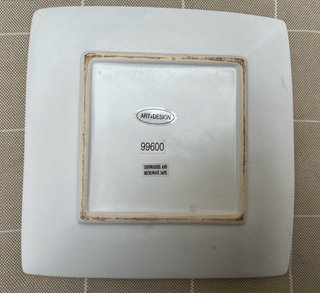 Juego 2 platos cuadrados blancos de decoración