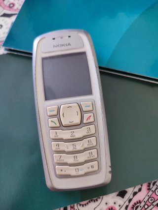 Nokia 8310