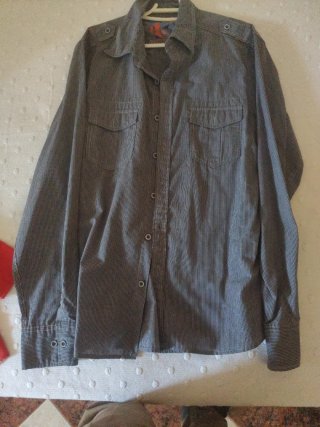 Camisa de rayas para hombre